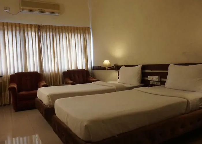 Hotel Poonja International